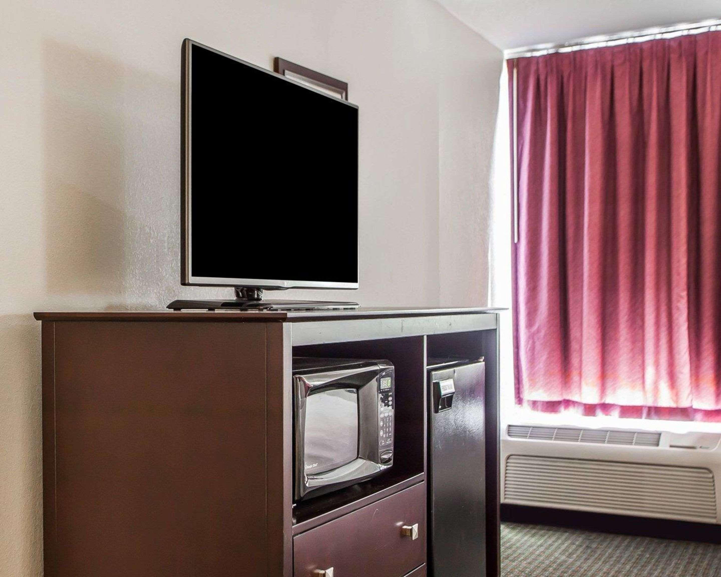 Comfort Inn & Suites Wyomissing-Reading Extérieur photo