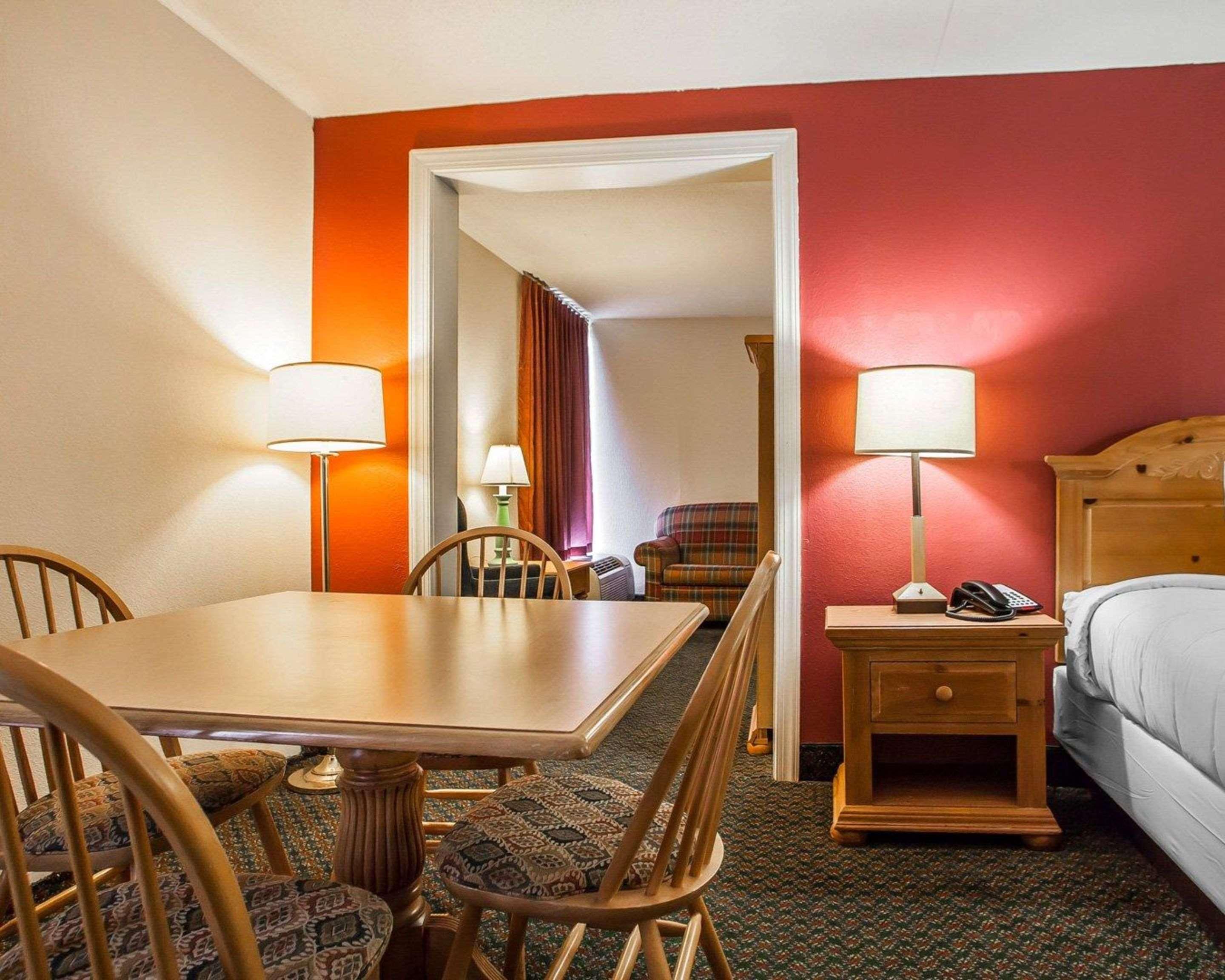 Comfort Inn & Suites Wyomissing-Reading Extérieur photo