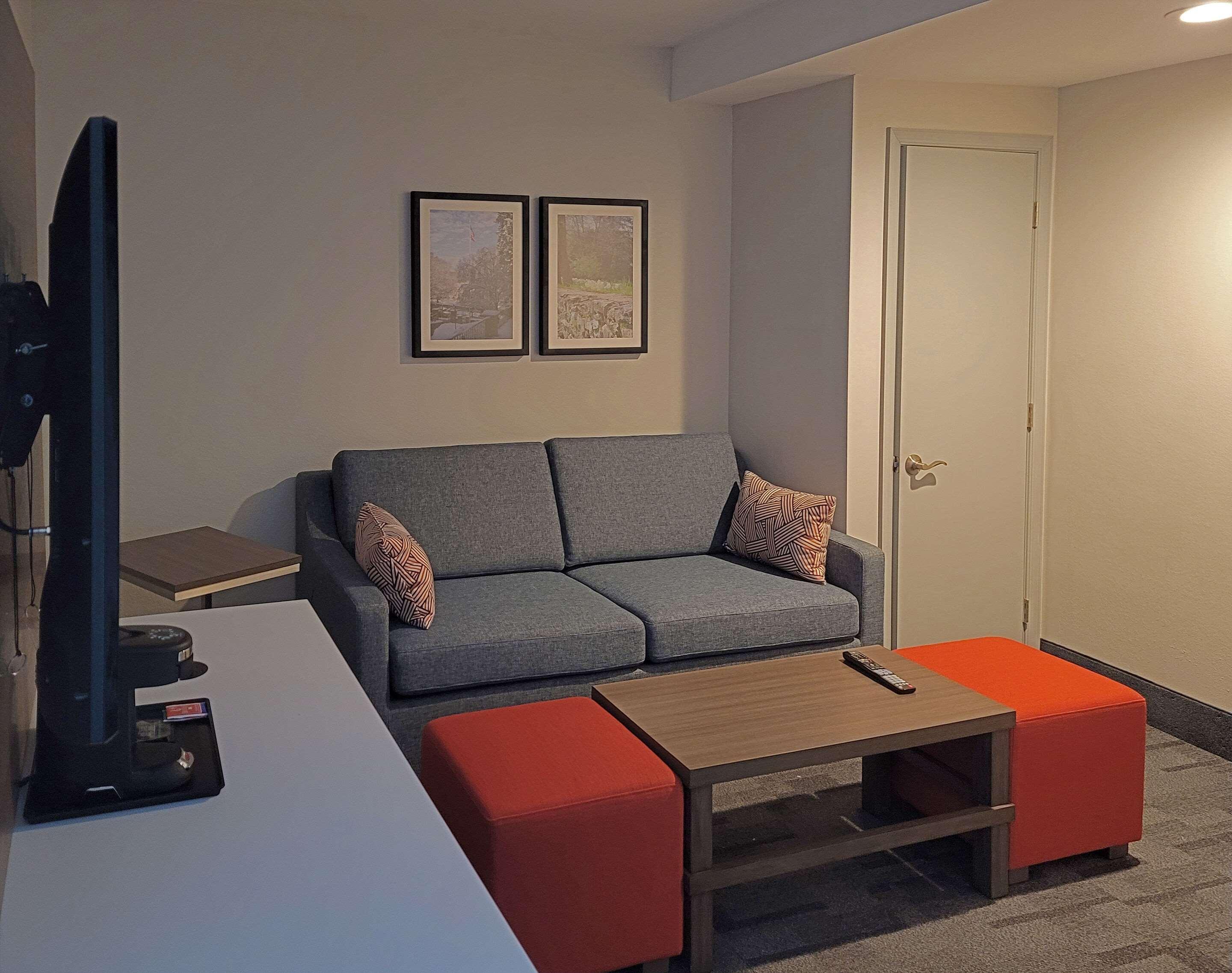 Comfort Inn & Suites Wyomissing-Reading Extérieur photo