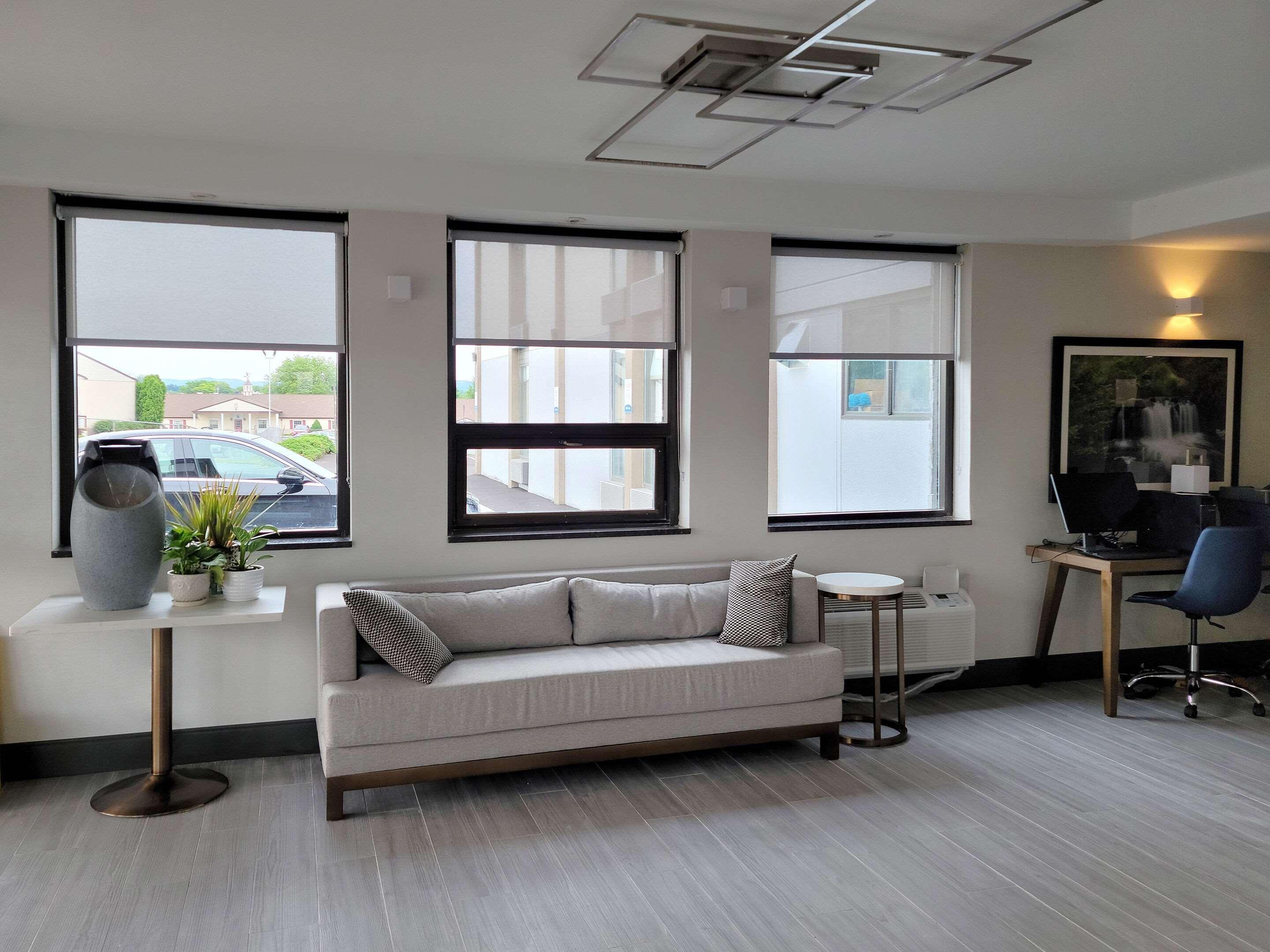 Comfort Inn & Suites Wyomissing-Reading Extérieur photo