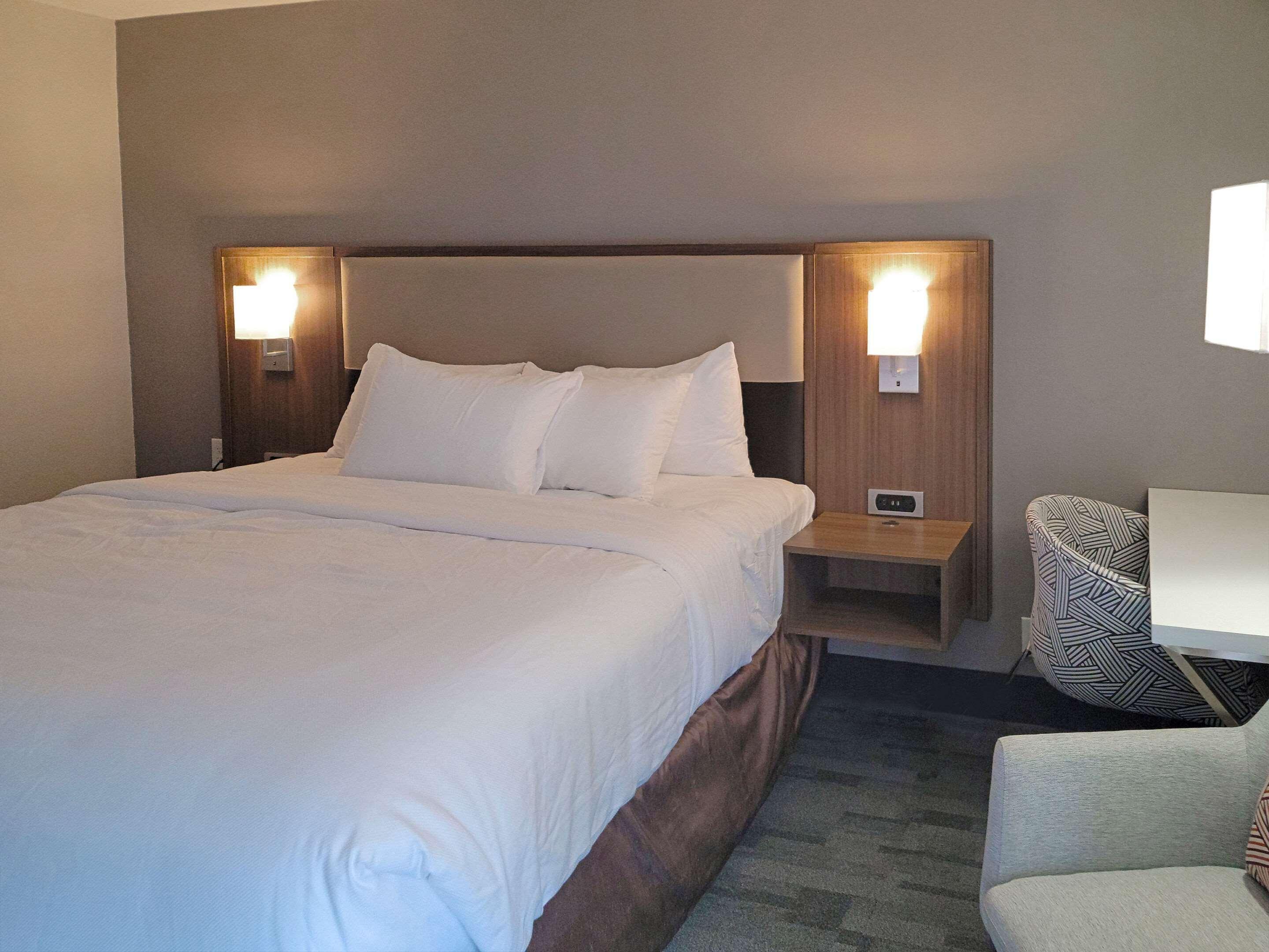 Comfort Inn & Suites Wyomissing-Reading Extérieur photo