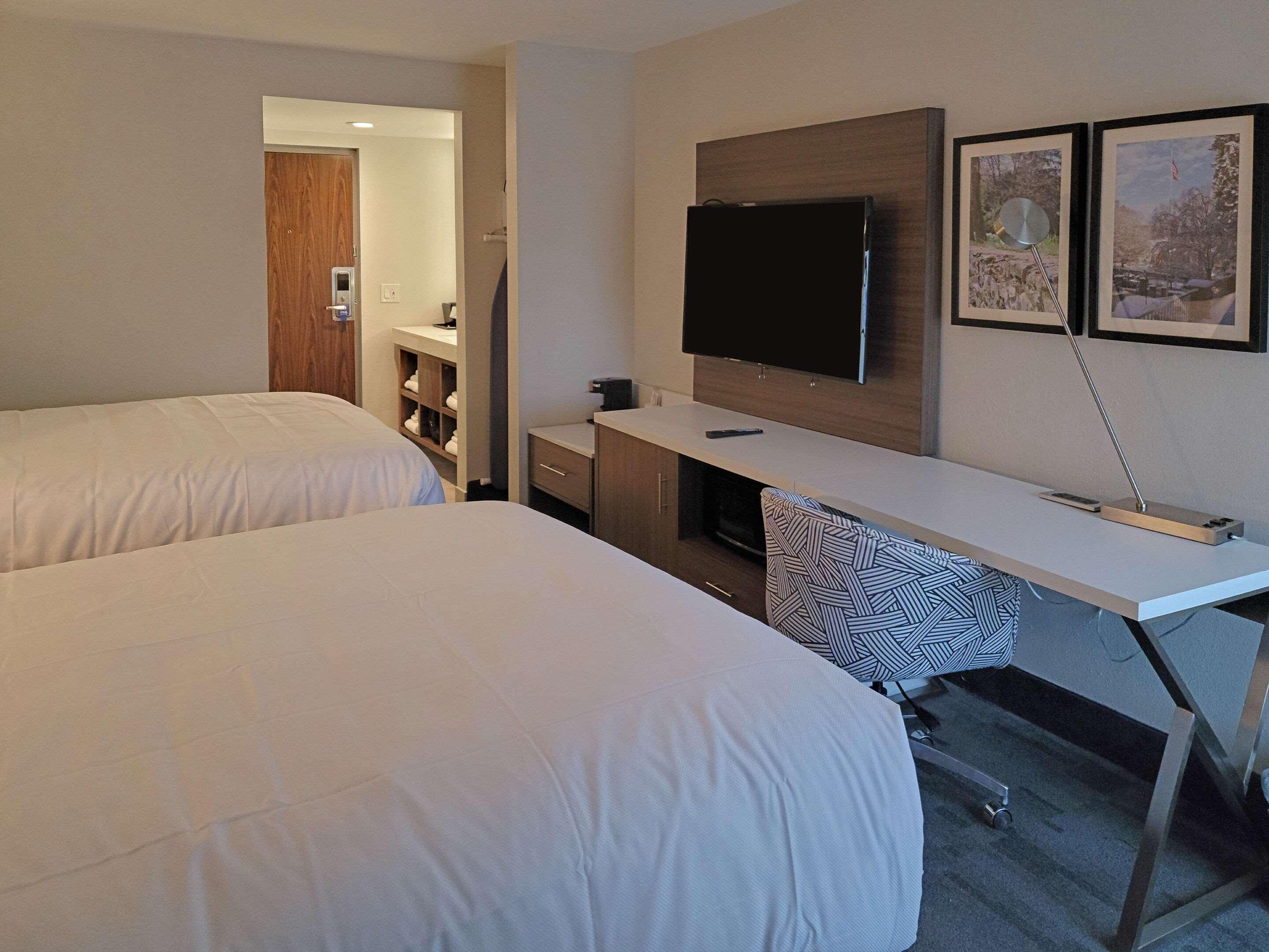 Comfort Inn & Suites Wyomissing-Reading Extérieur photo
