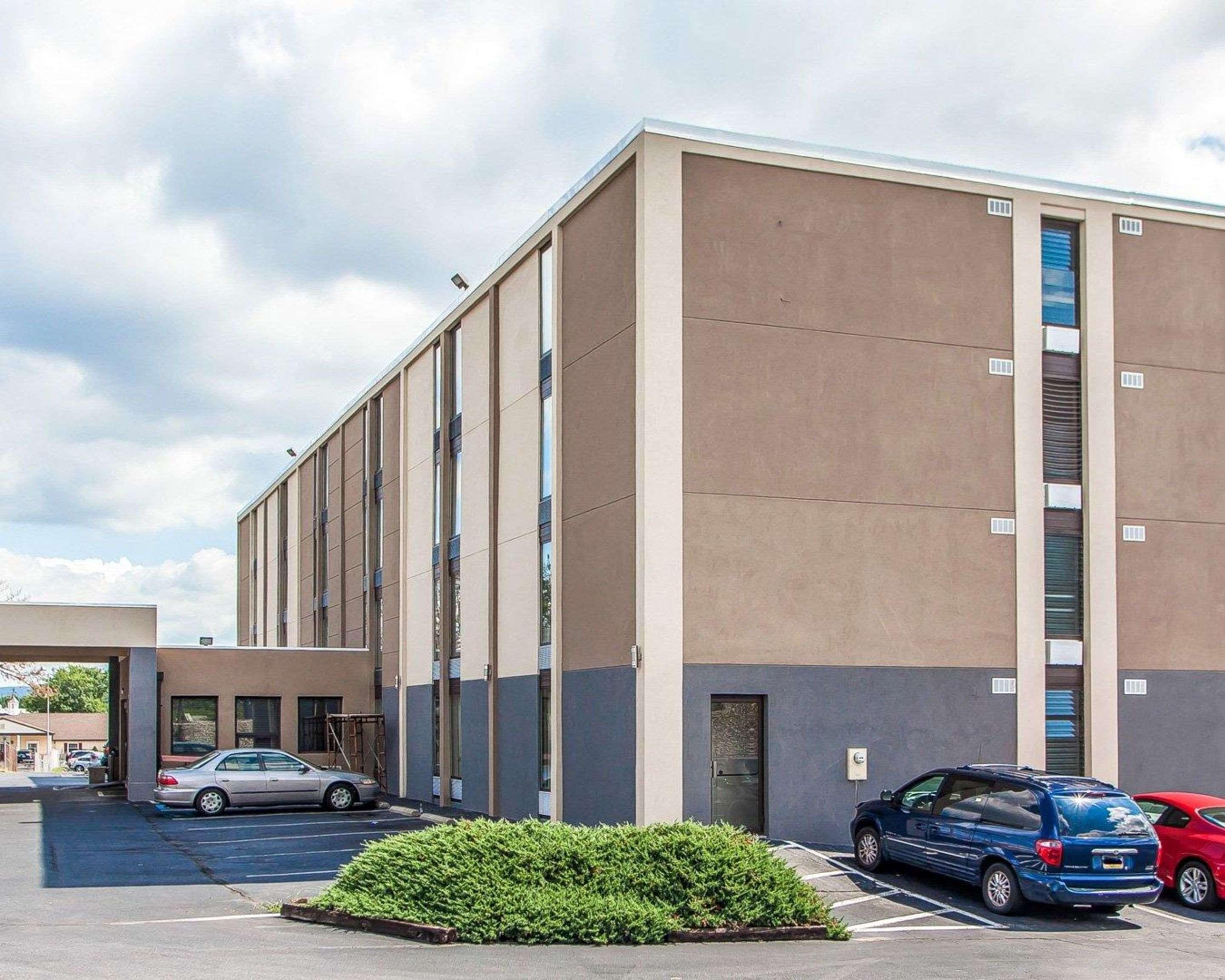 Comfort Inn & Suites Wyomissing-Reading Extérieur photo