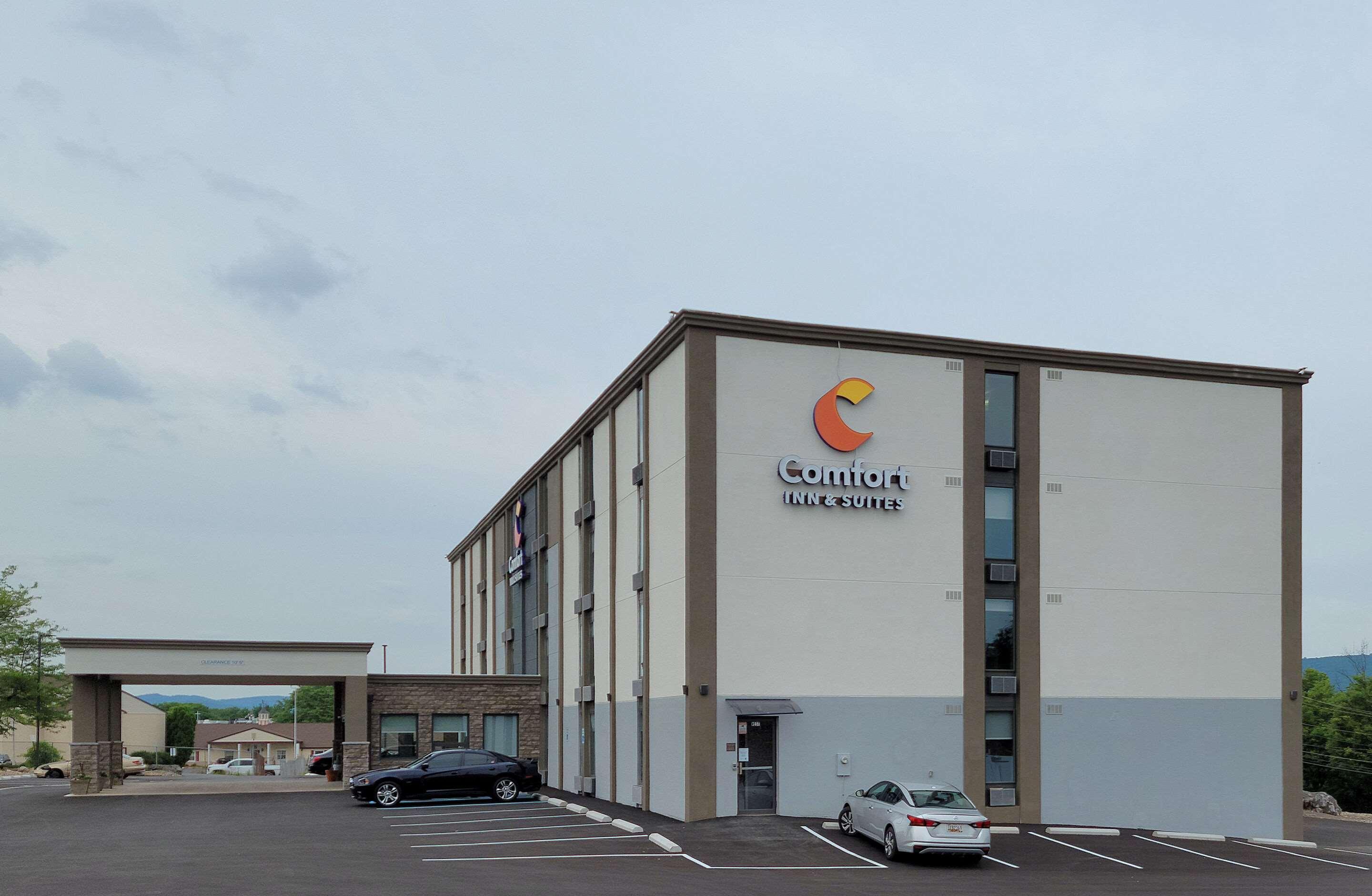 Comfort Inn & Suites Wyomissing-Reading Extérieur photo
