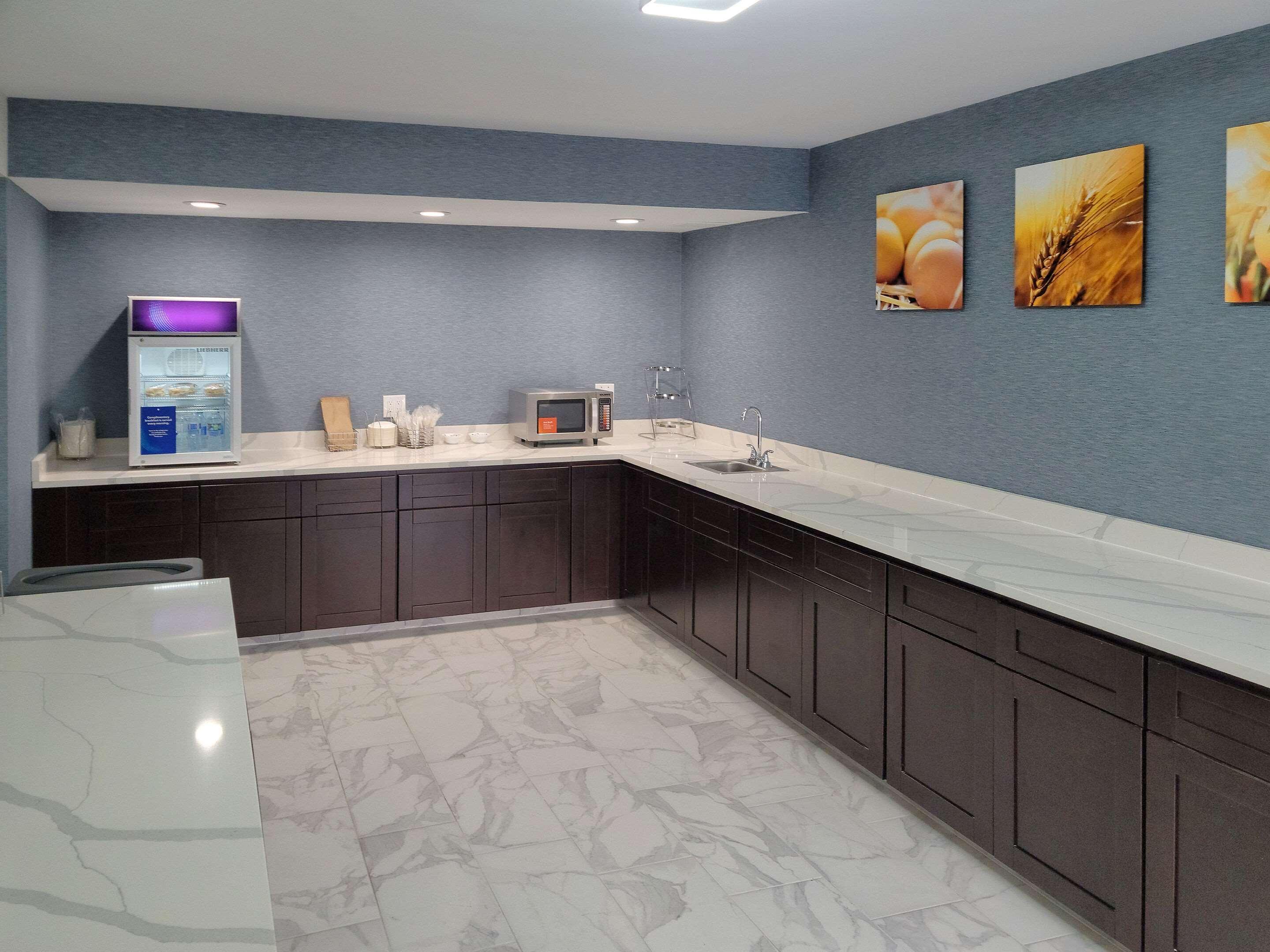 Comfort Inn & Suites Wyomissing-Reading Extérieur photo